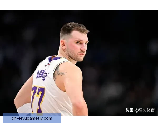 东契奇赞詹皇为胜拼命主场沸腾 东契奇赞詹皇为胜拼命主场沸腾